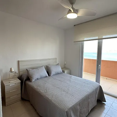 Hawaii V 16b - By Watermelon Apartment