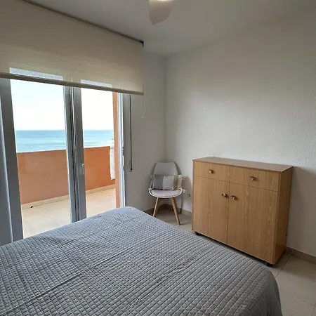 Apartment Hawaii V 16b - By Watermelon *