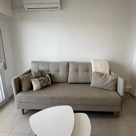 Hawaii V 16b - By Watermelon